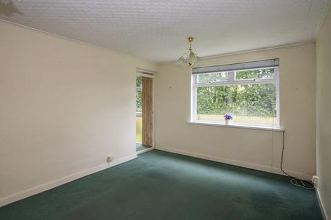 2 bedroom ground floor flat for sale, Park Road, Barry