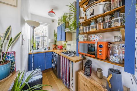 1 bedroom flat for sale, Peckham Road, Camberwell SE5