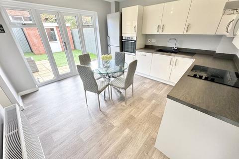 6 Harrison Close, Eastham, Wirral, CH62 8FA