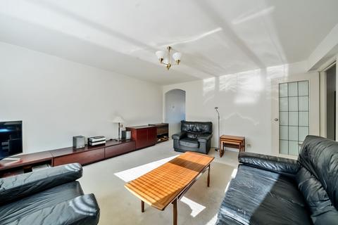 undefined, Chenies Close, Tunbridge Wells, TN2