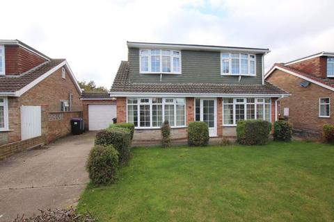 3 bedroom detached house for sale, GRAINSBY AVENUE, HOLTON LE CLAY