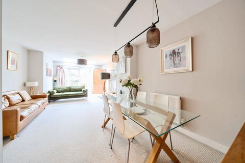 9 Brill Close, Alresford, SO24 9FG