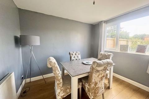 undefined, Edge Avenue, Grimsby DN33