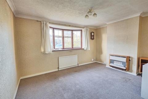 39 Cheyne Close, Ware, SG12 0QF