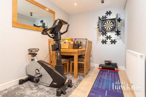 4 Aspen Close, Royal Wootton Bassett, Swindon, SN4 7HN