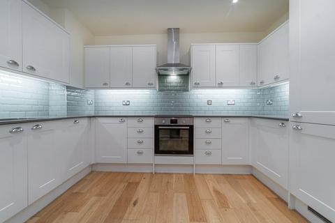 4 bedroom maisonette for sale, Lanhill Road, W9 - 4 bed / 2 bath / Garden