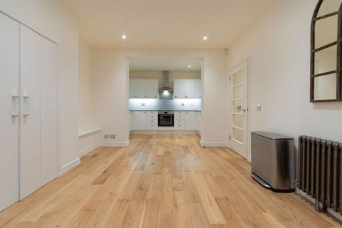 4 bedroom maisonette for sale, Lanhill Road, W9 - 4 bed / 2 bath / Garden