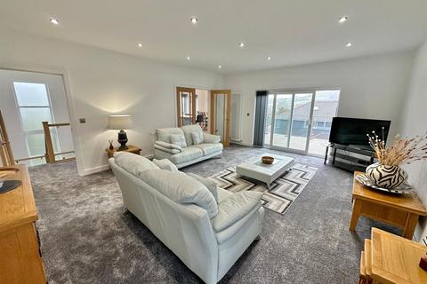 Bramley Polsethow, Penryn, TR10 8PA