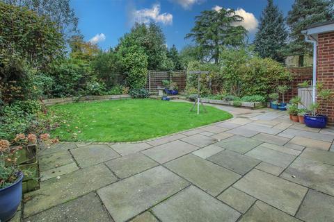 4 bedroom detached house for sale, Hartswood Road, Warley, Brentwood