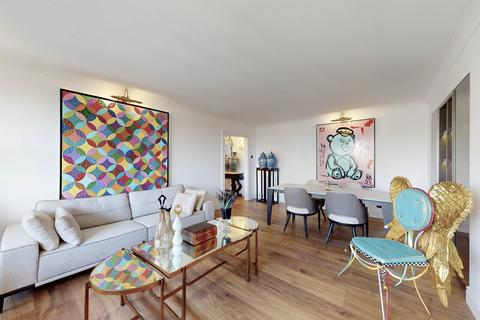 3 bedroom apartment for sale, Walsingham, St. Johns Wood Park, London, NW8