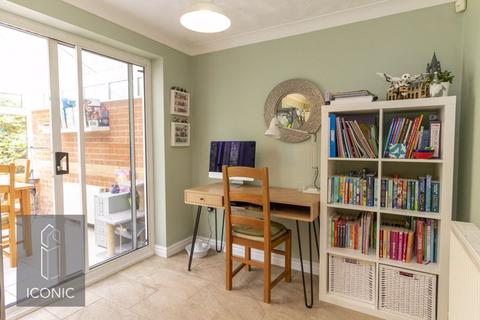 25 Argyll Crescent, Taverham, Norwich, NR8 6YY