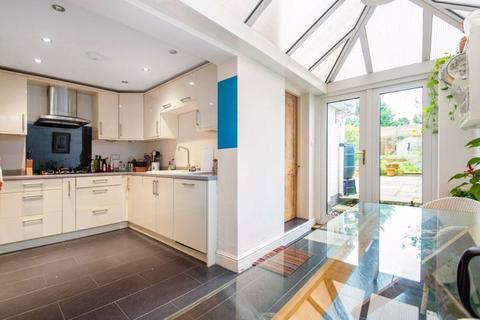 3 bedroom end of terrace house for sale, Gordon Terrace, Rochester