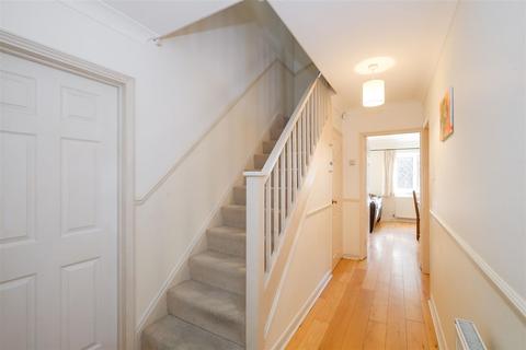 4 bedroom detached house for sale, Carbis Close, North Chingford