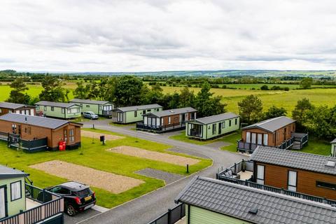 2 bedroom static caravan for sale, East Heslerton Malton