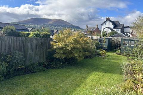 3 bedroom semi-detached house for sale, Chapel Road, Abergavenny