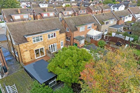 3 bedroom property for sale, Trinity Road, Billericay