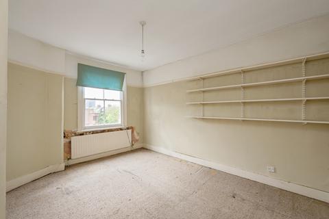 70 Gascony Avenue, London, NW6 4NE