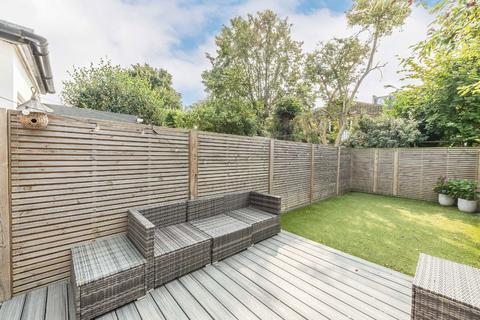 5a Midmoor Road, London, SW12 0EW