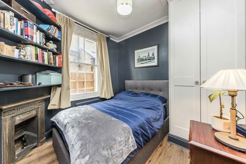 2 bedroom maisonette for sale, Oakmead Road, London SW12