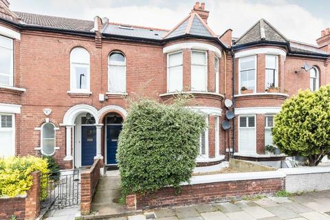 2 bedroom maisonette for sale, Burnbury Road, London SW12