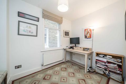 Flat 2, 21 Rastell Avenue, London, SW2 4XP