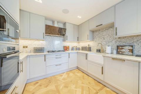 1 bedroom flat for sale, Nightingale Lane, London SW12