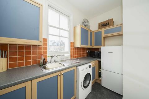 1 bedroom flat for sale, Veronica Road, London SW17