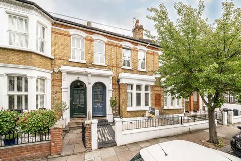 3 bedroom flat for sale, Rowfant Road, London SW17