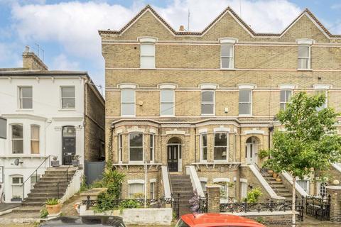 1 bedroom flat for sale, Ramsden Road, London SW12