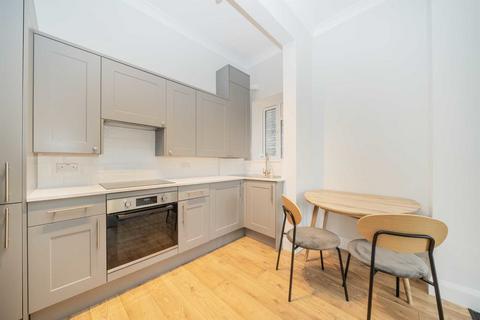 1 bedroom flat for sale, Ramsden Road, London SW12