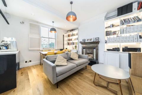 2 bedroom flat for sale, Ramsden Road, London SW12