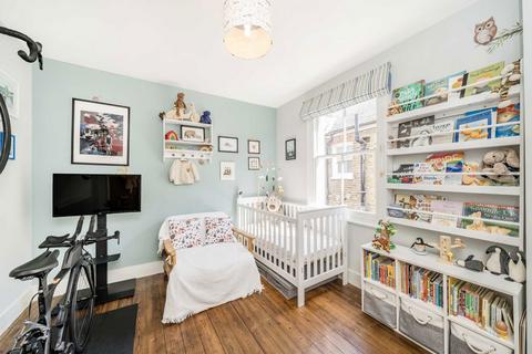 2 bedroom maisonette for sale, Emmanuel Road, London SW12