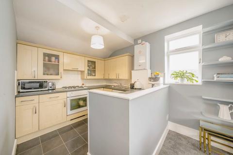 1 bedroom flat for sale, Bushnell Road, London SW17