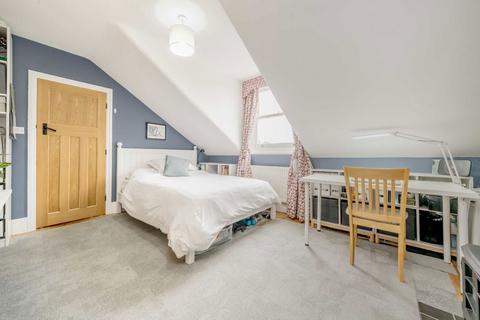 1 bedroom flat for sale, Bushnell Road, London SW17