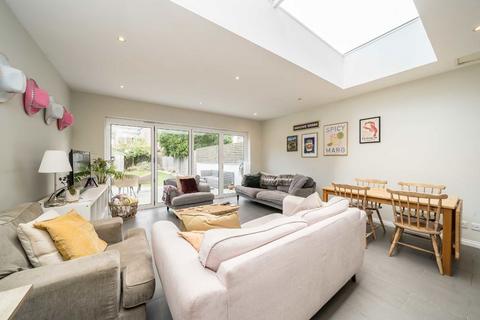 5 bedroom house for sale, Calbourne Road, London SW12