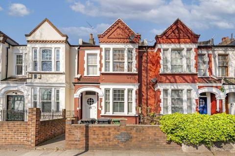 2 bedroom flat for sale, Cavendish Road, London SW12