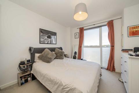 1 bedroom flat for sale, Loughborough Park, London SW9