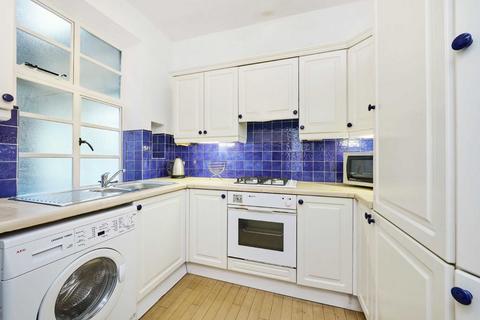 1 bedroom flat for sale, Trinity Close, London SW4