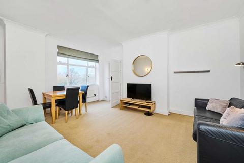 1 bedroom flat for sale, Trinity Close, London SW4