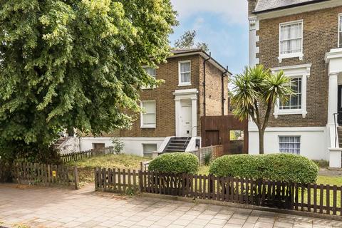 2 bedroom flat for sale, Loughborough Park, London SW9