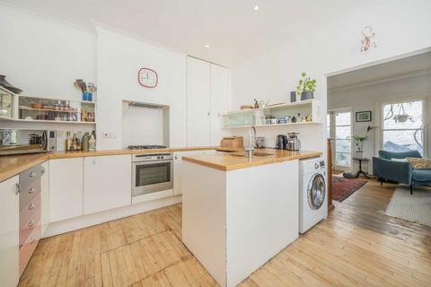 3 bedroom house for sale, Strathleven Road, London SW2