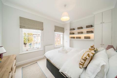 3 bedroom house to rent, Eversleigh Road, London SW11