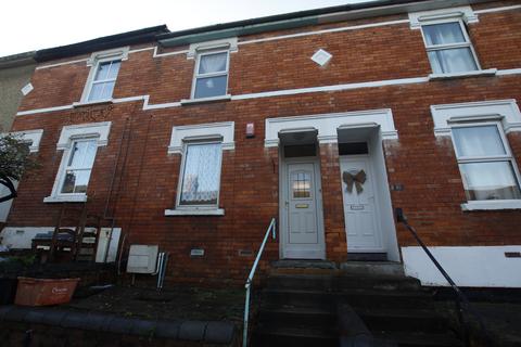 2 bedroom terraced house to rent, Dryden Street, Town Centre, SN1