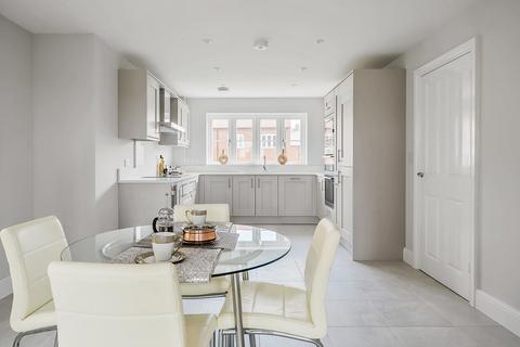4 bedroom detached house for sale, Mountbatten Park, Hoe Lane, North Baddesley, Hampshire, SO52