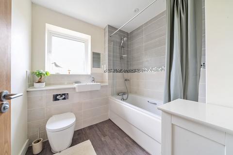 38 Brook Close, Swanmore, Southampton, SO32 2FP