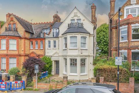 2 bedroom flat for sale, Telford Avenue, London SW2