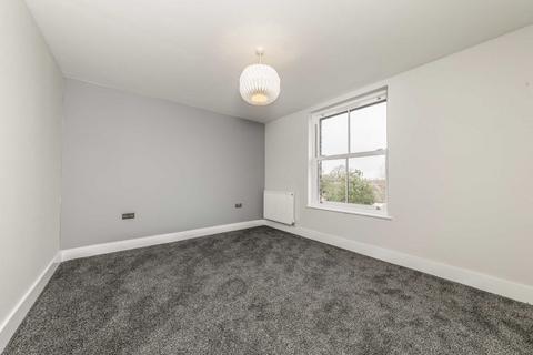 2 bedroom flat for sale, Lewin Road, London SW16