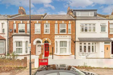 3 bedroom terraced house for sale, Hambro Road, London SW16