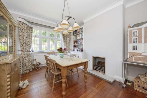 3 bedroom house for sale, Gibsons Hill, London SW16