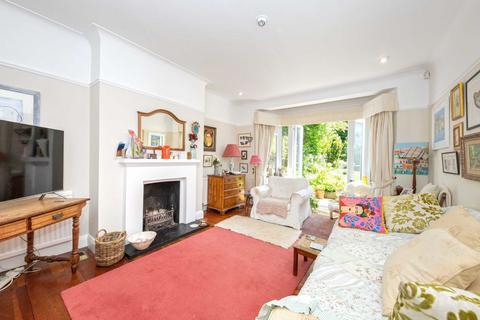 3 bedroom house for sale, Gibsons Hill, London SW16